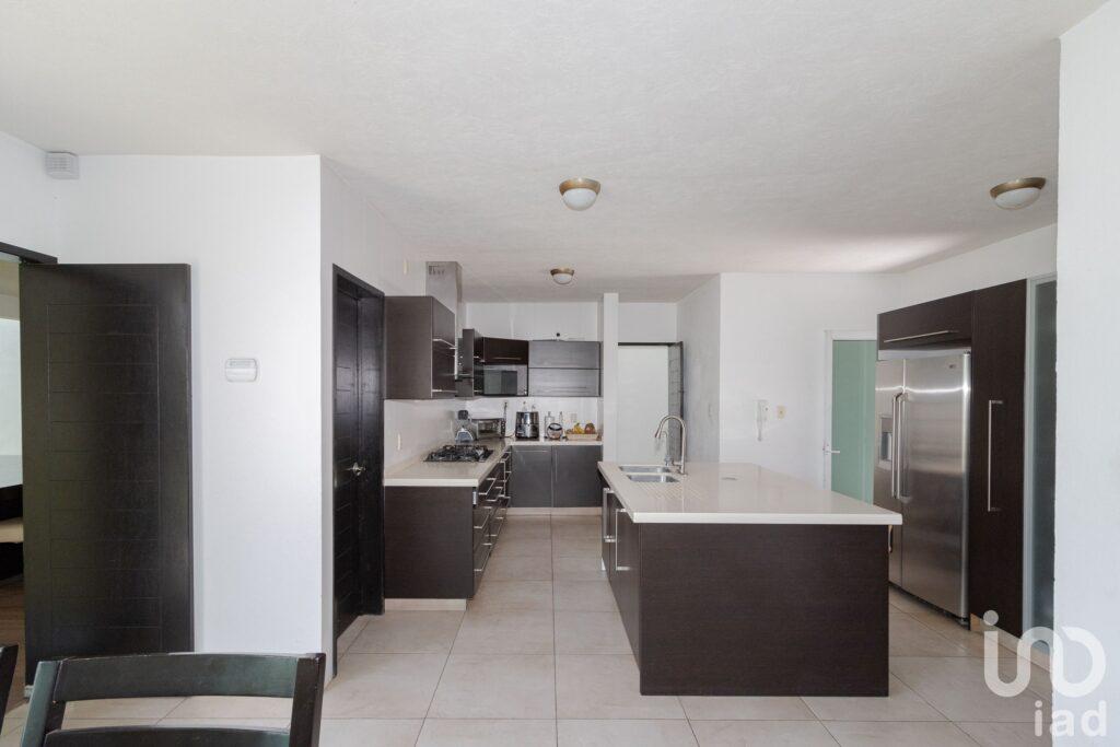 VENTA DE CASA  EN FRACCIONAMIENTO MIRAVALLE EN SAN LUIS POTOSI