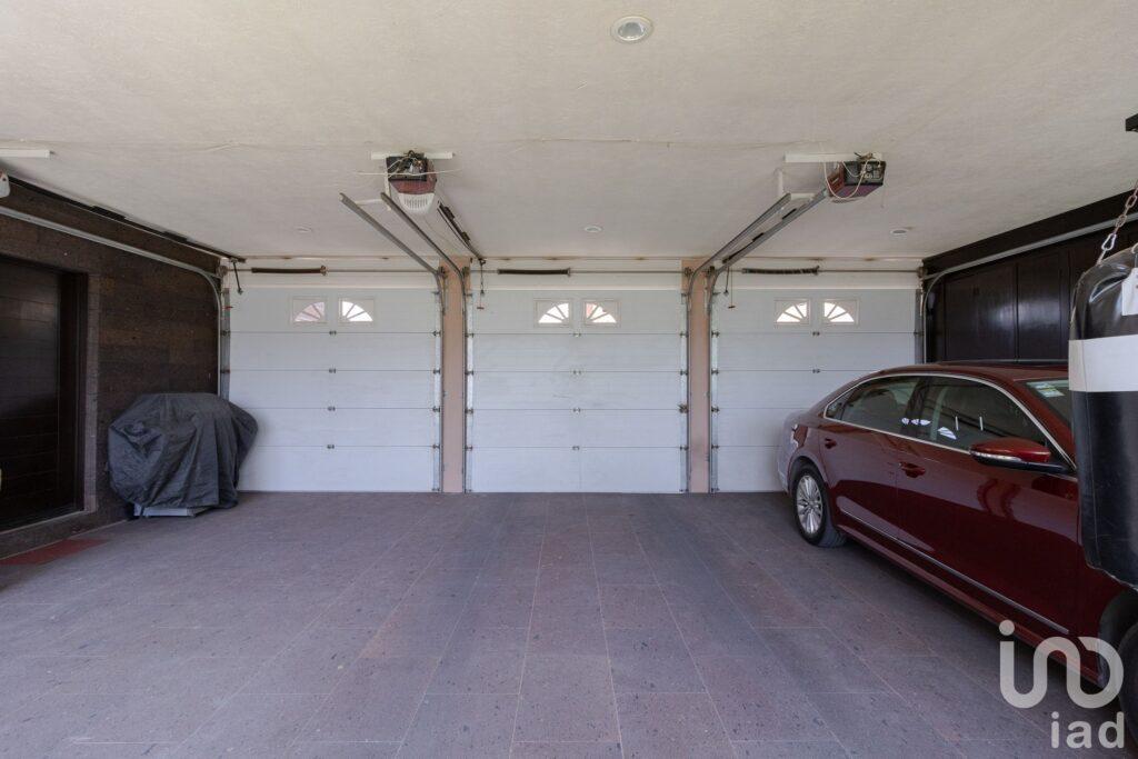 VENTA DE CASA  EN FRACCIONAMIENTO MIRAVALLE EN SAN LUIS POTOSI