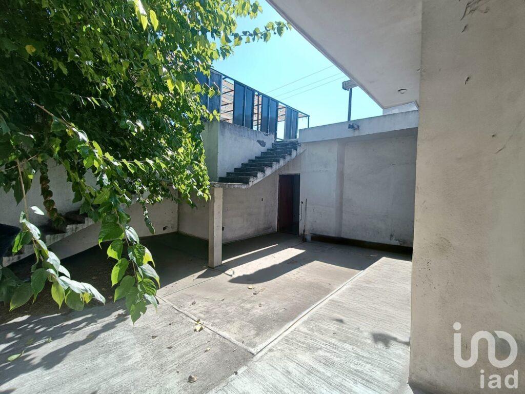 Venta de Casa en Centro de Monterrey con excelente ubicación