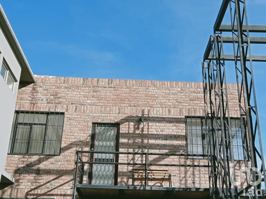 RENTO LOCAL PARA OFICINAS EN AV, INDUSTRIALIZACION No.2B No.05(CINCO) , COL ALAMOS 2a SECCION, QRO.