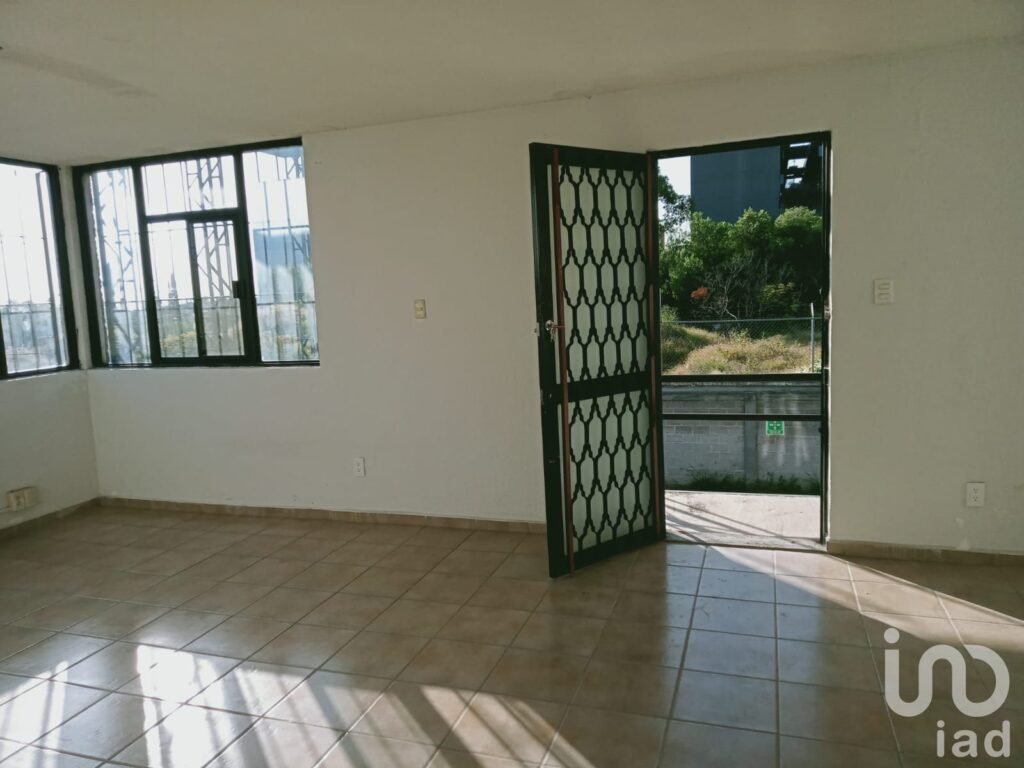 RENTO LOCAL PARA OFICINAS EN AV, INDUSTRIALIZACION No.2B No.05(CINCO) , COL ALAMOS 2a SECCION, QRO.