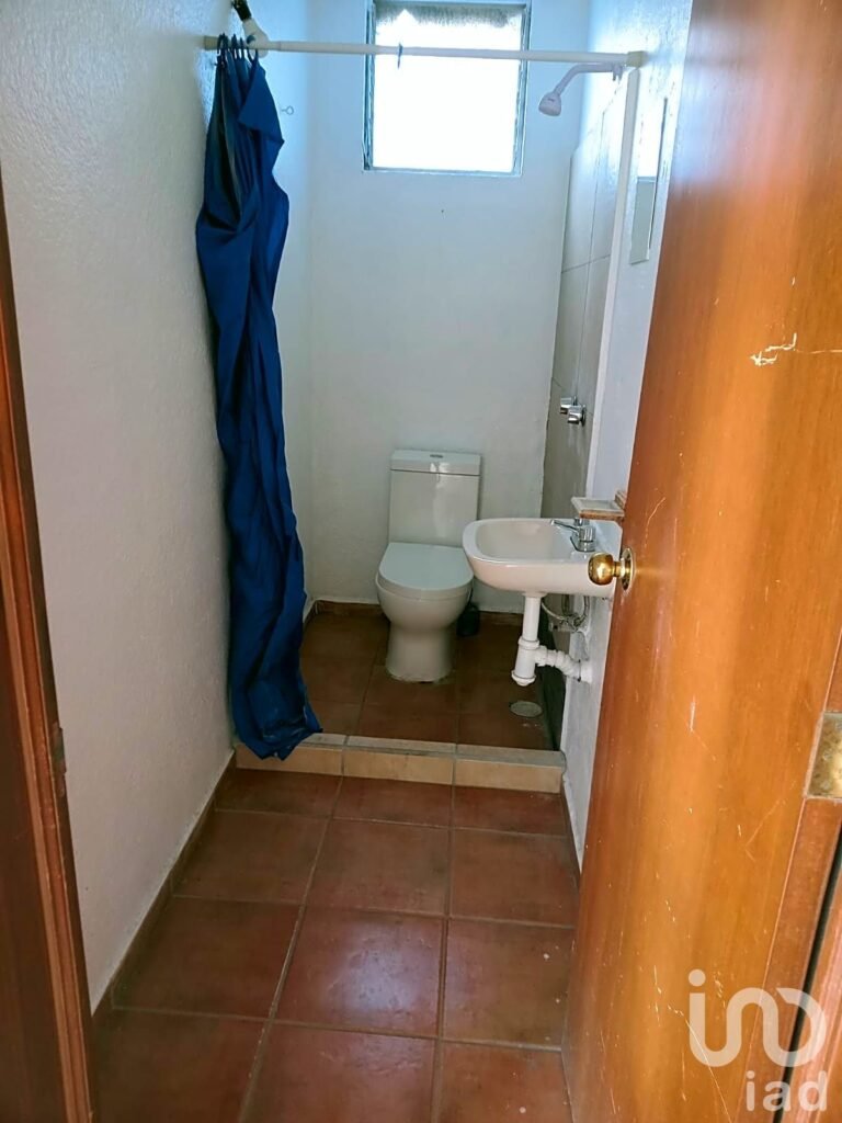 RENTO LOCAL PARA OFICINAS EN AV, INDUSTRIALIZACION No.2B No.05(CINCO) , COL ALAMOS 2a SECCION, QRO.