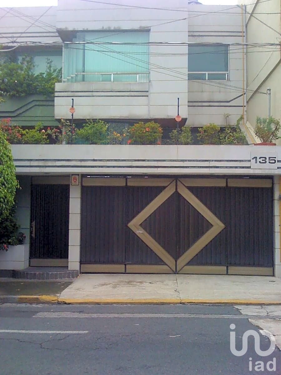 VENTA DE CASA EN COL. IRRIGACIÓN. MIGUEL HIDALGO