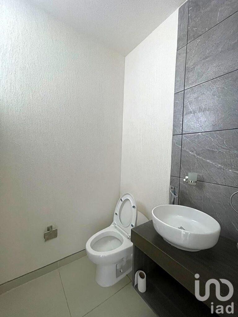 VENTA DE CASA EN ALTOZANO QUINTA CANTERA