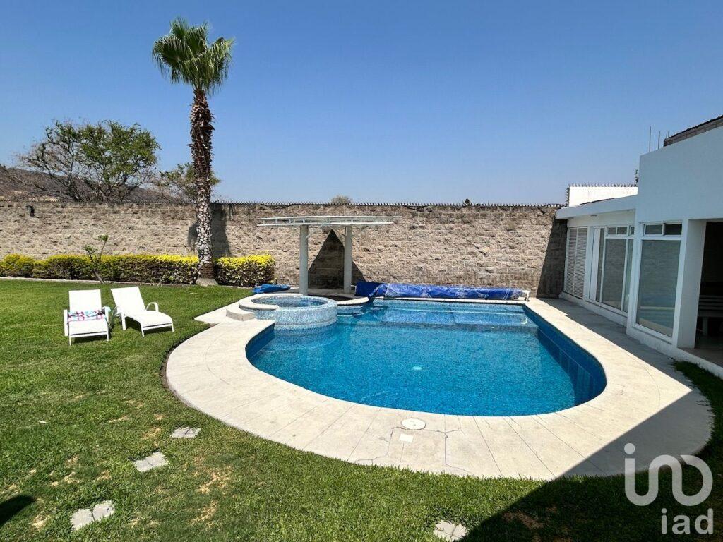 Casa con alberca en venta, ideal para fin de semana en Alpuyeca, Xoxhitepec