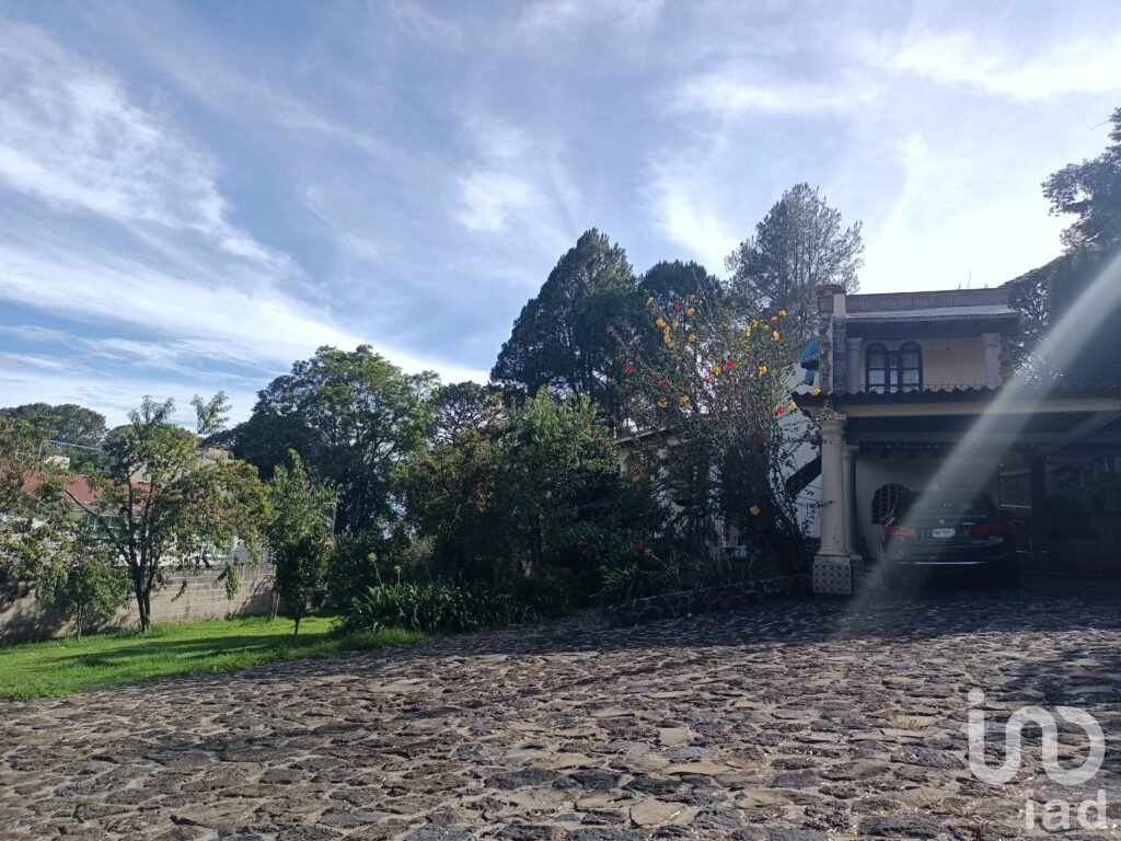 CASA EN VENTA  EN REAL MONTE CASINO CUERNAVACA, MORELOS...
