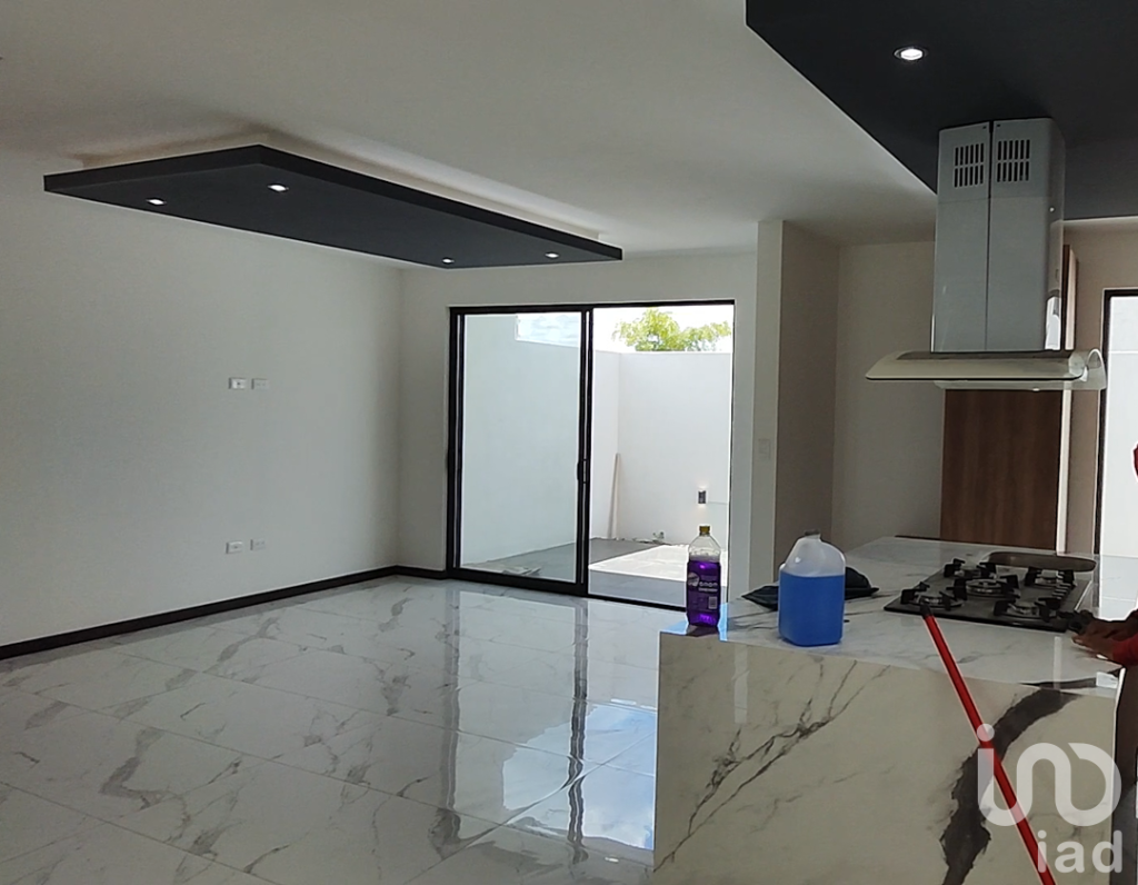 Casa con Isla de Granito y Gran Casa Club en Lomas de Angelópolis