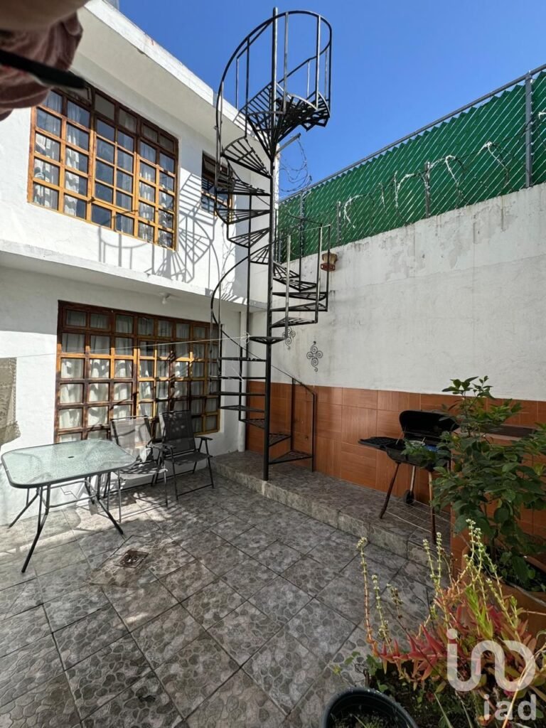 CASA EN VENTA, LA ALAMEDAS ATIZAPAN DE ZARAGOZA, CP 52970