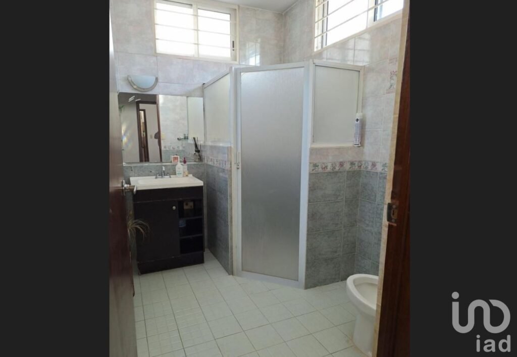 Casa en venta Equipada en Madera Fina Zona Chapultepec