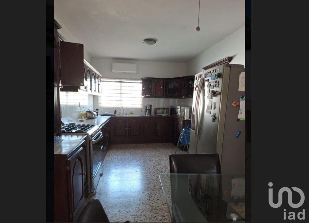 Casa en venta Equipada en Madera Fina Zona Chapultepec
