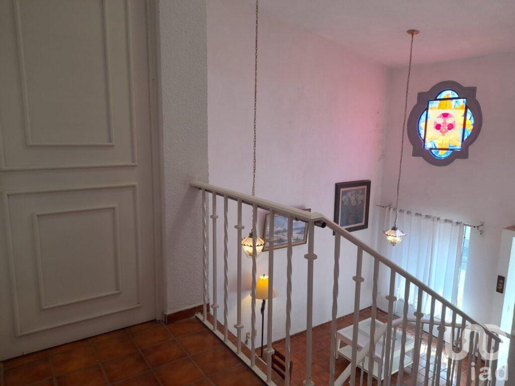 Casa en venta dentro de fraccionamiento con vigilancia al norte de Cuernavaca