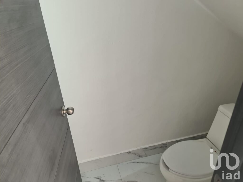 Casa EN RENTA en Col. La Montaña Residencial (Zona Cumbre García)