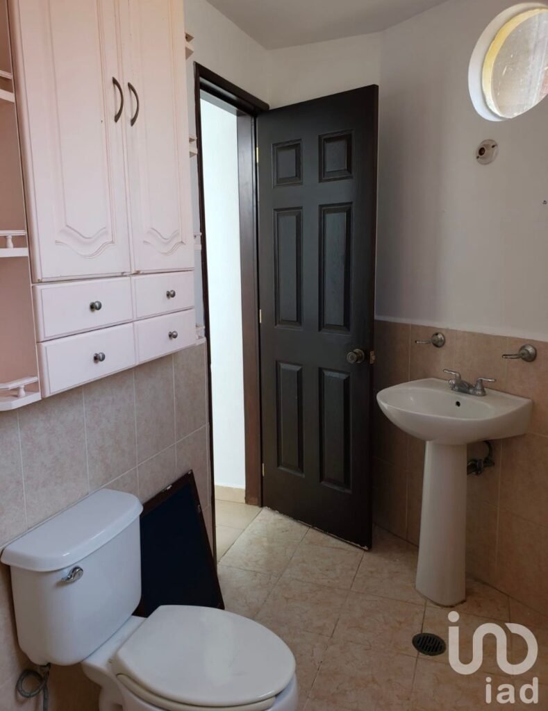 Casa en venta en esquina, en Lomas Lindas II, Atizapán de Zaragoza, Estado de México.