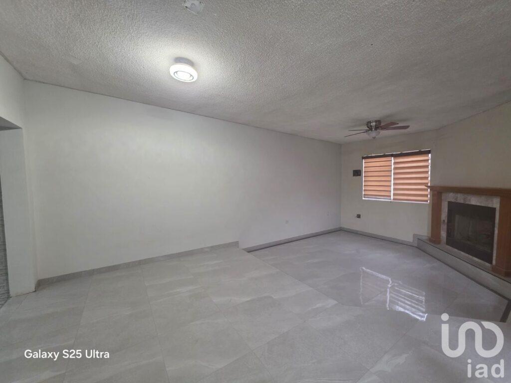 CASA EN VENTA  A 3 MINUTOS DEL PUENTE LIBRE