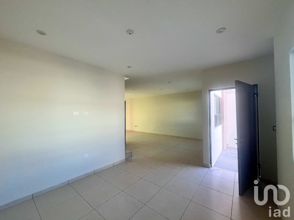 Casa en Venta en Fraccionamiento Ancira Durango 3 Recámaras 2.5 Baños Cochera para 2 Autos