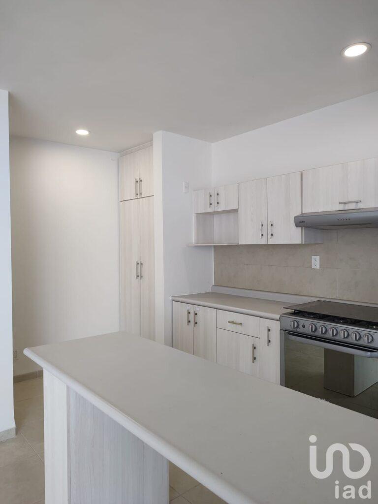 Casa en venta modelo Acacia en P. Natura, con lavanderia cerrada, canceles de vidrio templado