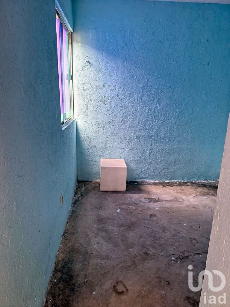 Casa de oportunidad. MANZANA 11 - VILLAS DE OTOCH, Priv. El Ciruelo. Entrega inmediata.