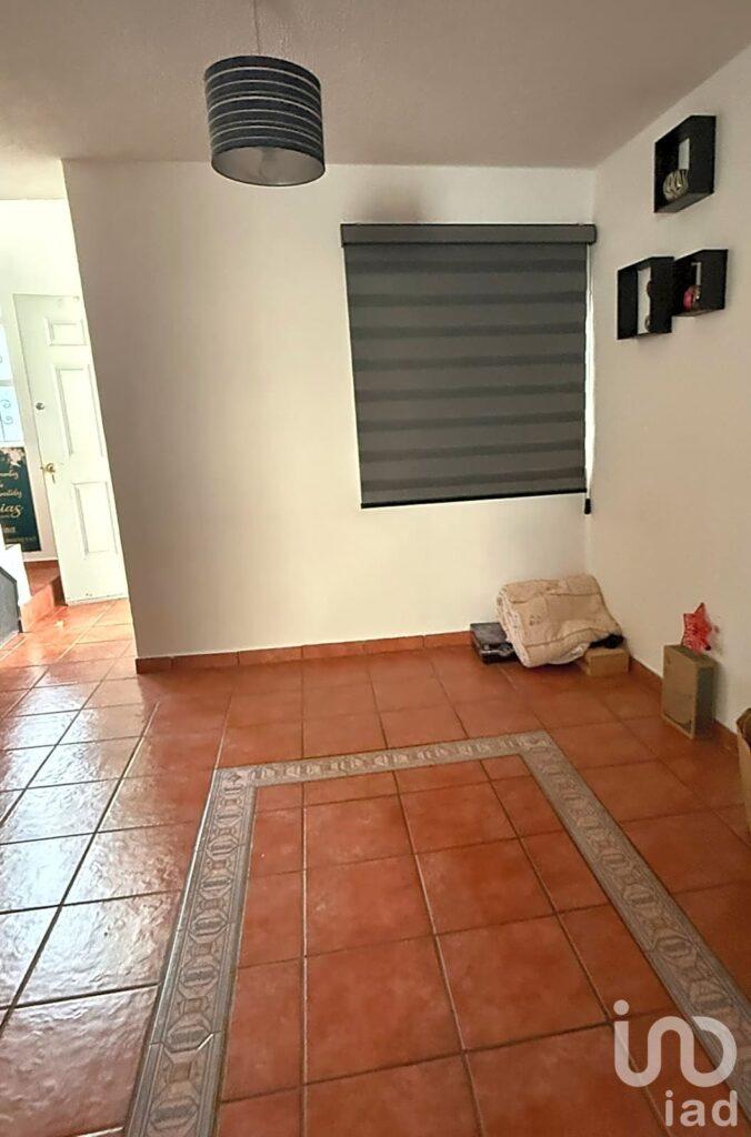 Casa en venta en Residencial Torreón Nuevo con acceso controlado