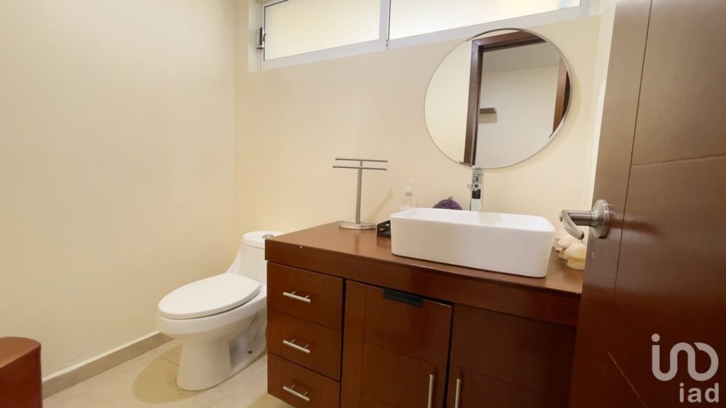 Casa Amueblada en Renta Cuautlancingo cerca de VW: Cocina Equipada, Jardín, Portón Eléctrico