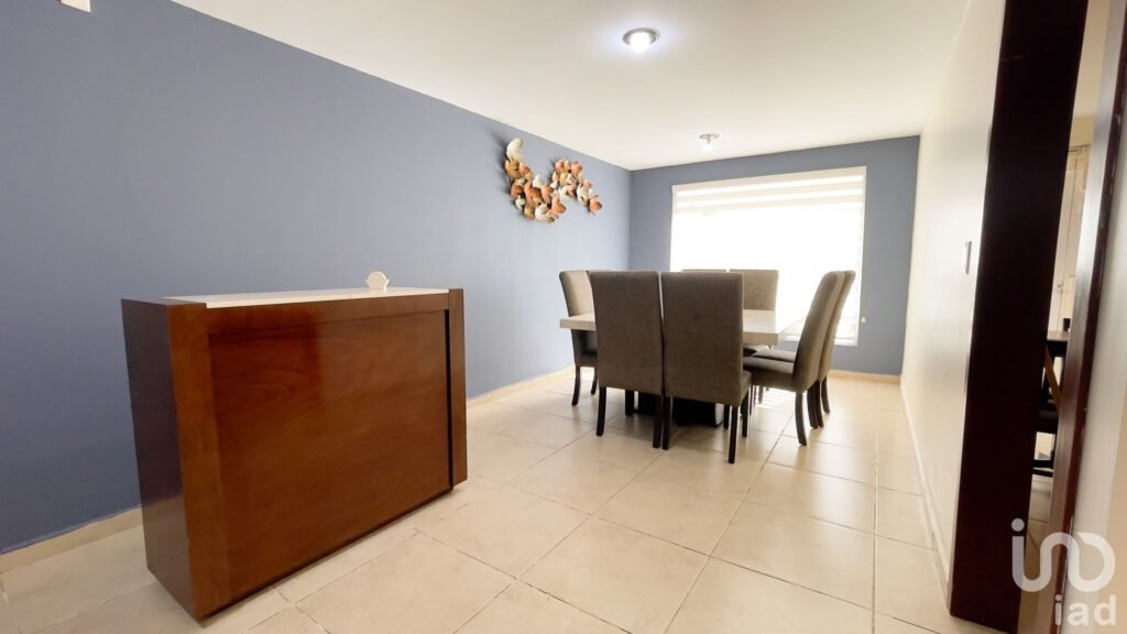 Casa Amueblada en Renta Cuautlancingo cerca de VW: Cocina Equipada, Jardín, Portón Eléctrico