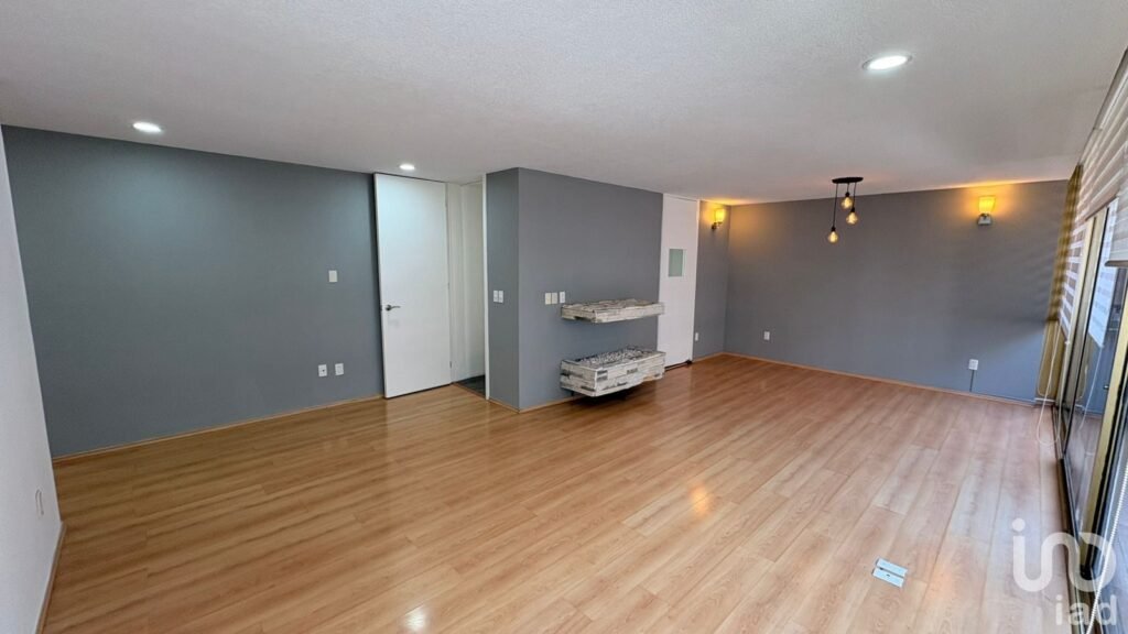 DEPARTAMENTO EN RENTA EN COFRE DE PEROTE LOMAS DE CHAPULTEPEC