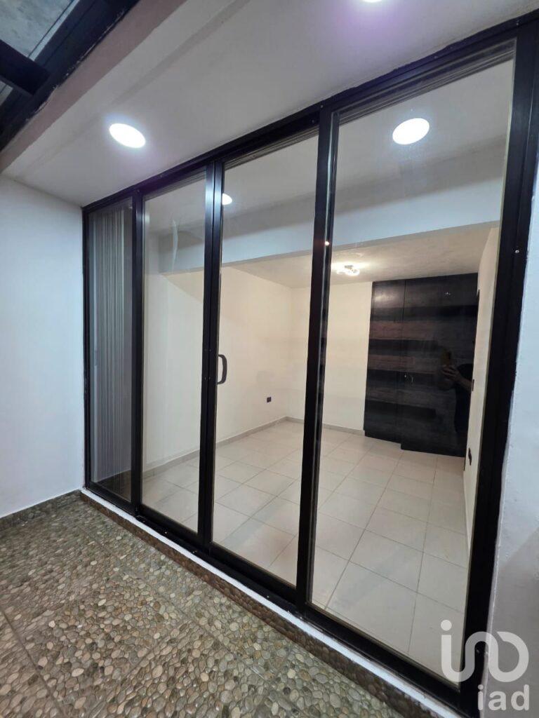 Venta de casa de un nivel renovada en lomas de santa fe en Xalapa
