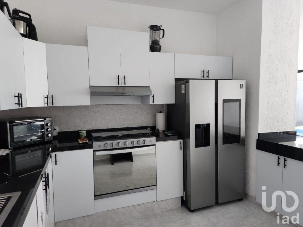 Venta de Casa en Lomas Atzingo, Cuernavaca, Morelos.