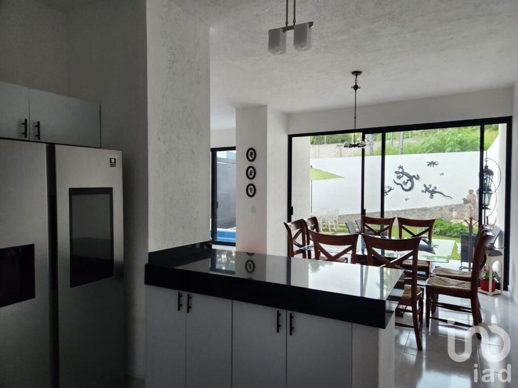 Venta de Casa en Lomas Atzingo, Cuernavaca, Morelos.