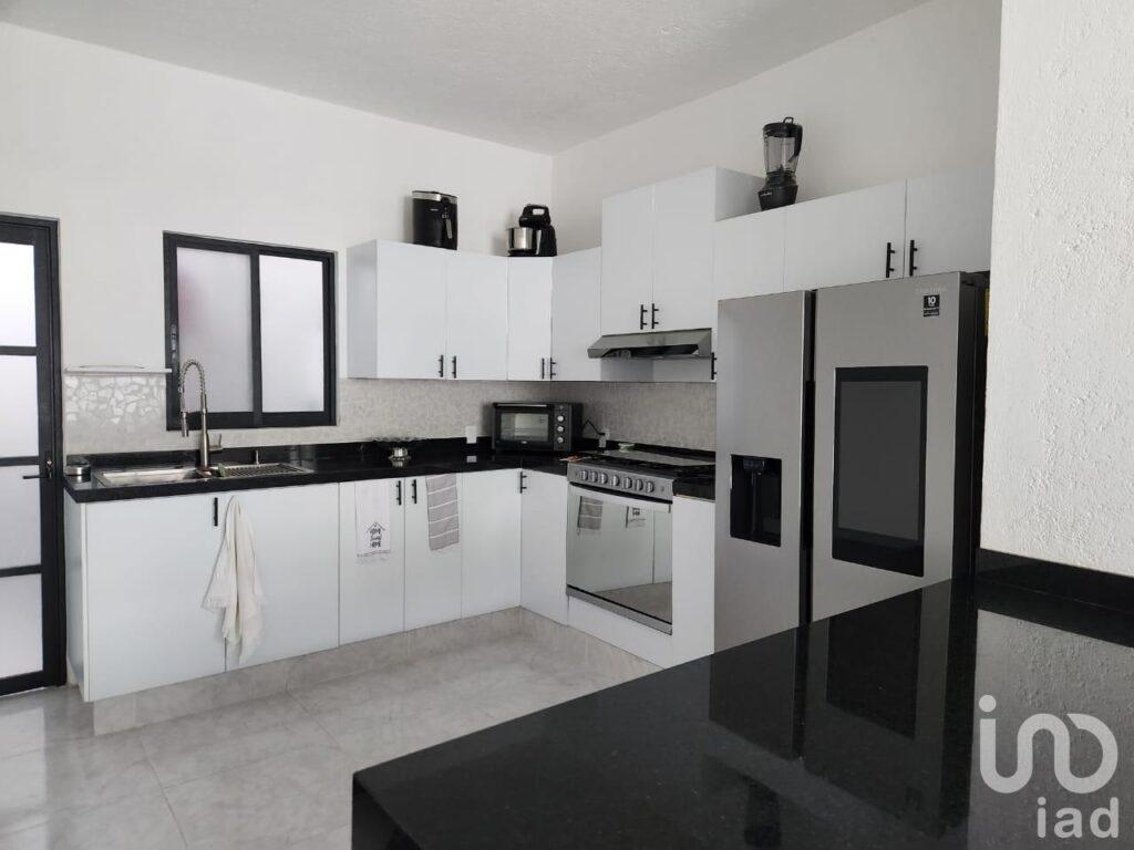 Venta de Casa en Lomas Atzingo, Cuernavaca, Morelos.