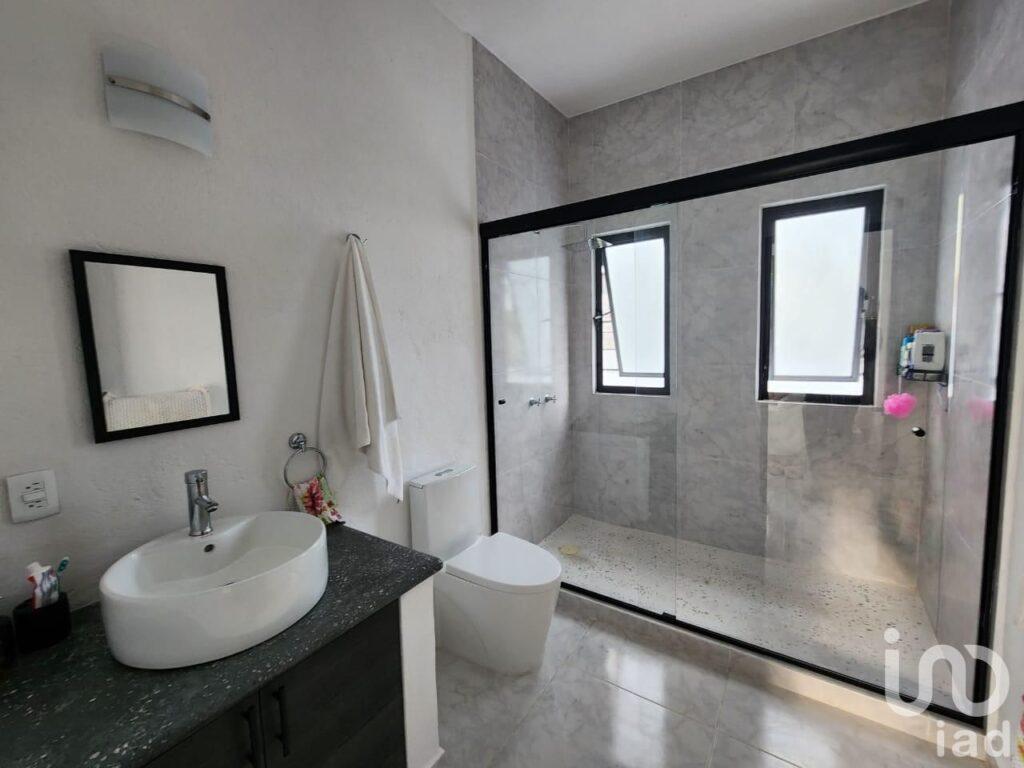 Venta de Casa en Lomas Atzingo, Cuernavaca, Morelos.