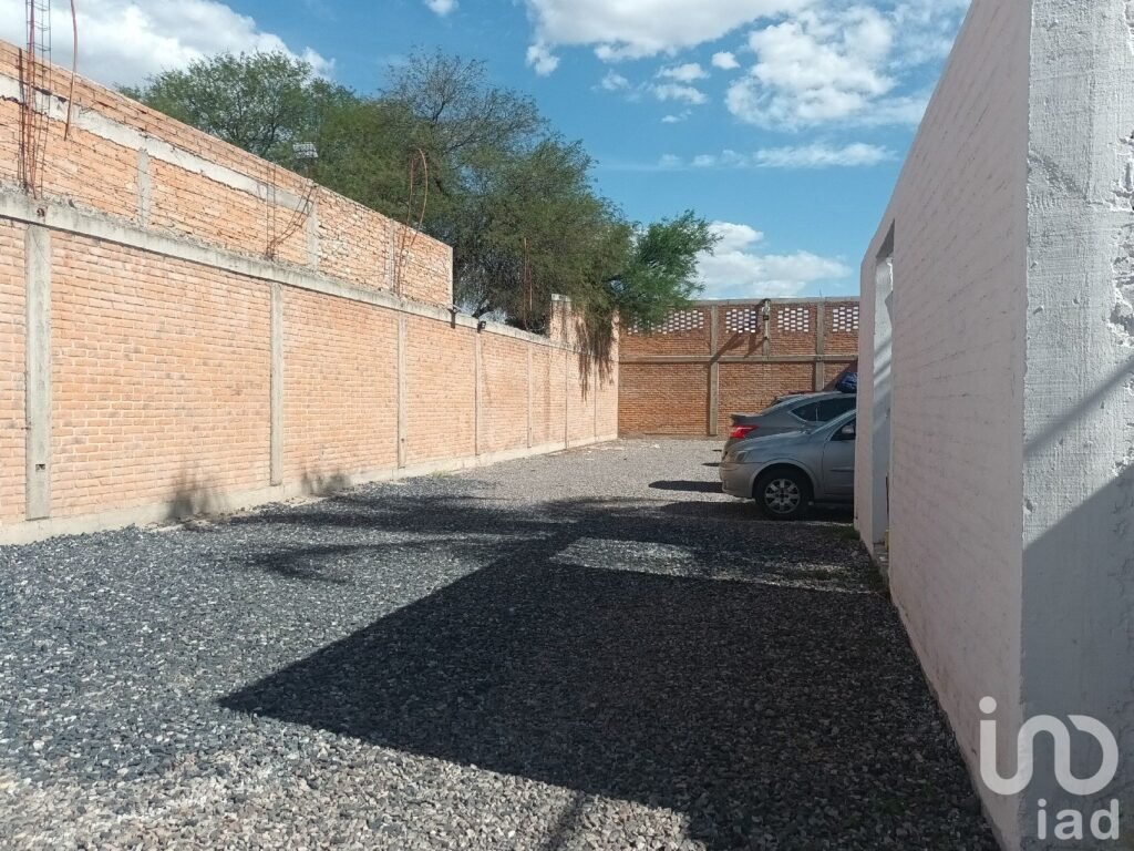 Lote Comercial en Venta a 1 cuadra de Colosio Aguascalientes
