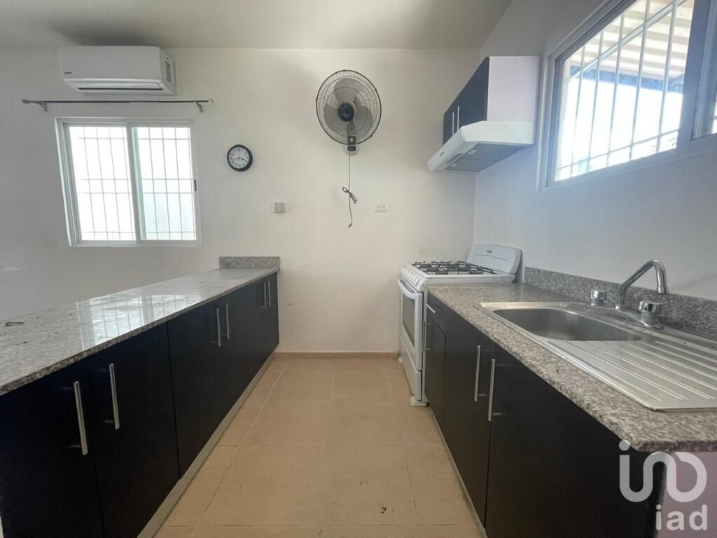 Casa en venta en Marsella II, Playa del Carmen.