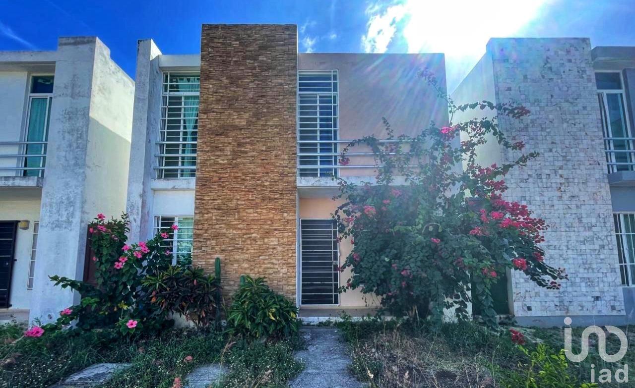 Casa en venta en Marsella II, Playa del Carmen.