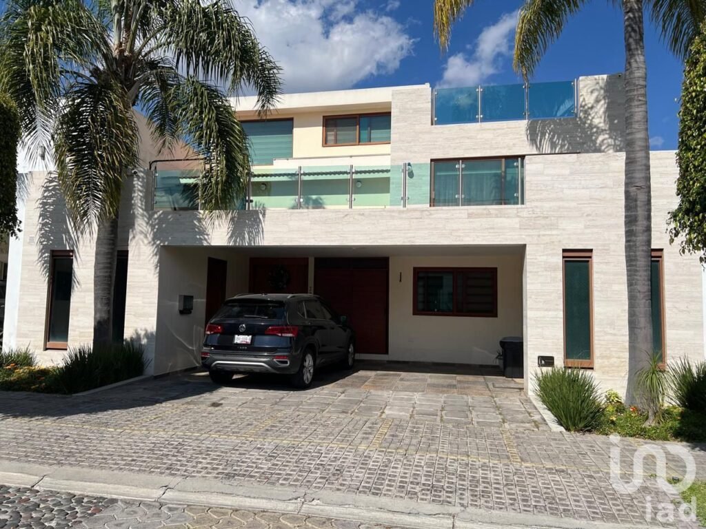 Residencia Cluster 333 Lomas de Angelopolis 1
