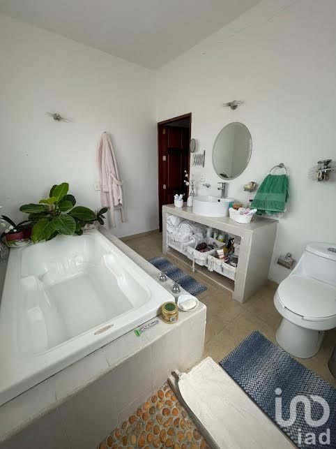 CASA EN ALTA VISTA A 5 MINUTOS CENTRO DE CUERNAVACA