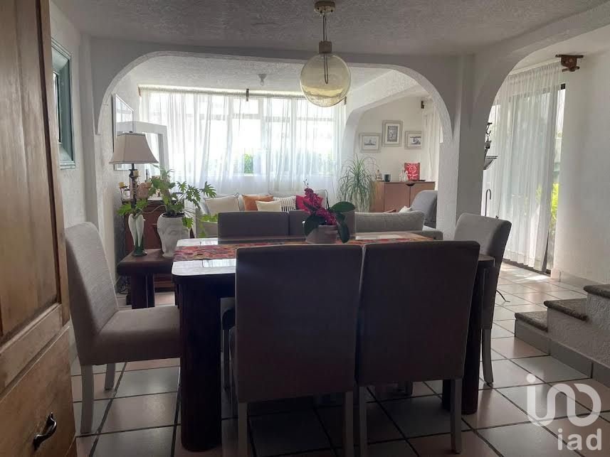 CASA EN ALTA VISTA A 5 MINUTOS CENTRO DE CUERNAVACA