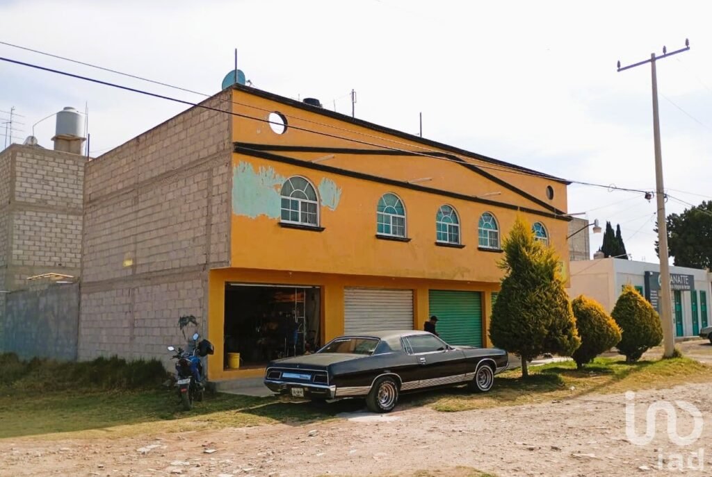 CASA EN VENTA CIUDAD SAGUN 4 LOCALES, 2DO PIDO DEPARTAMENTO FRENTE SEGURIDAD PUBLICA