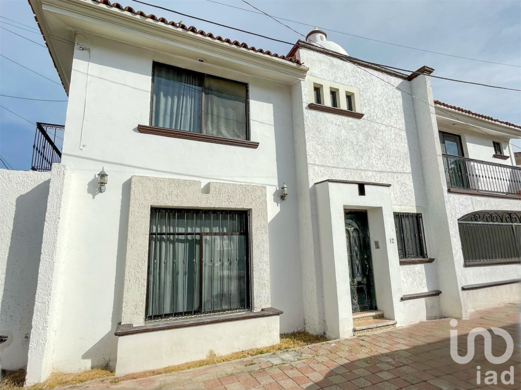 CASA ZARAGOZA  EN PRIVADA COL FATIMA