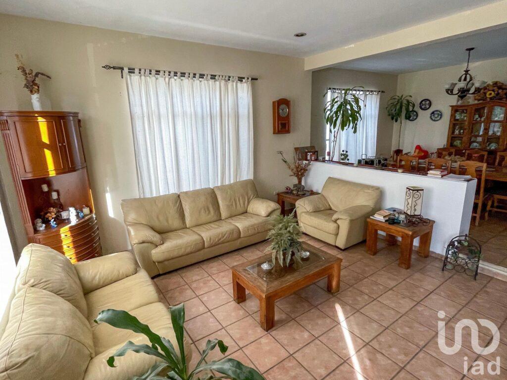 CASA ZARAGOZA  EN PRIVADA COL FATIMA