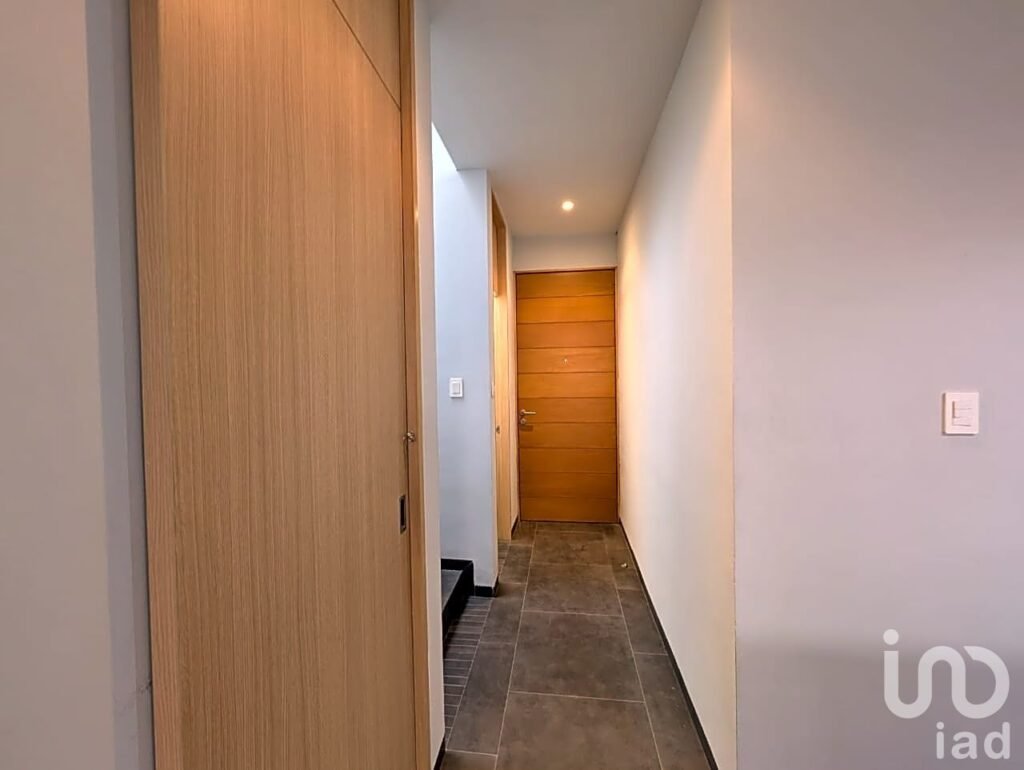 Casa amueblada en renta en Residencial Castilla la Nueva