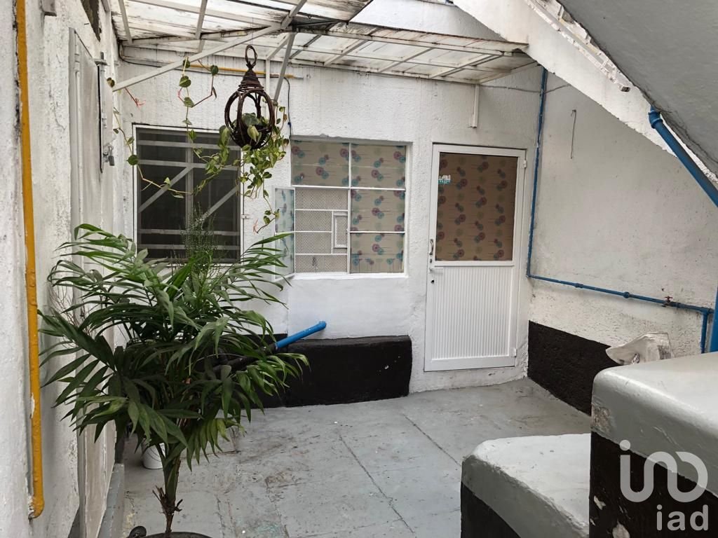 EDIFICIO EN VENTA OPORTUNIDAD PARA INVERSIONISTA CON 9 DEPARTAMENTOS