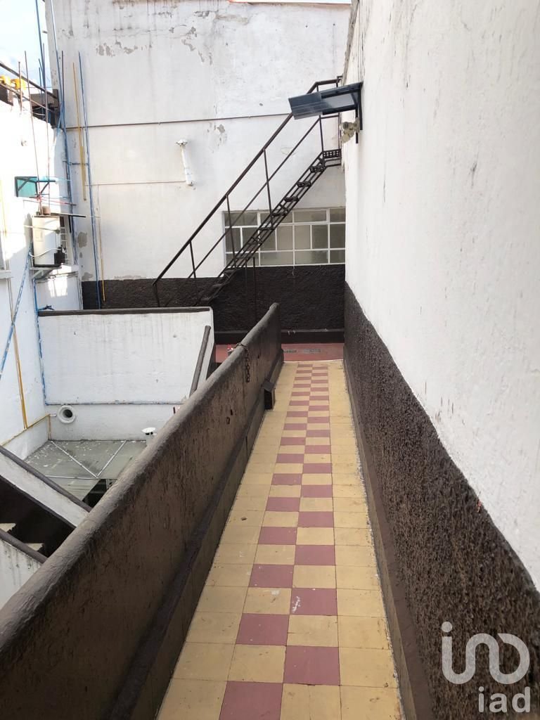 EDIFICIO EN VENTA OPORTUNIDAD PARA INVERSIONISTA CON 9 DEPARTAMENTOS