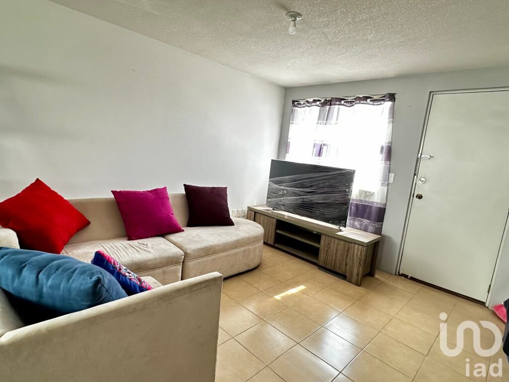 Venta de casa en colonia San Isidro la Paz