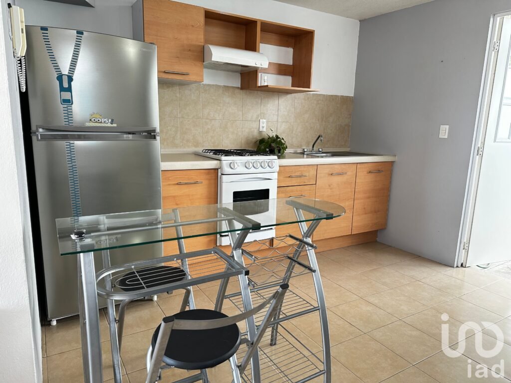 Venta de casa en colonia San Isidro la Paz