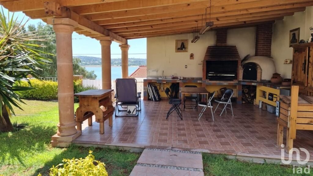 CASA Y TERENO EN VENTA EN PRESA ESCONDIDA SECCION COUNTRY CLUB, TEPEJI DEL RIO,HIDALGO