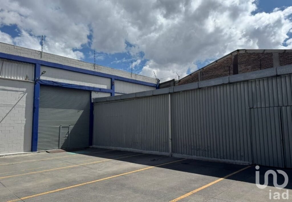 Bodegas desde mil m2, en renta en tlanepantla.