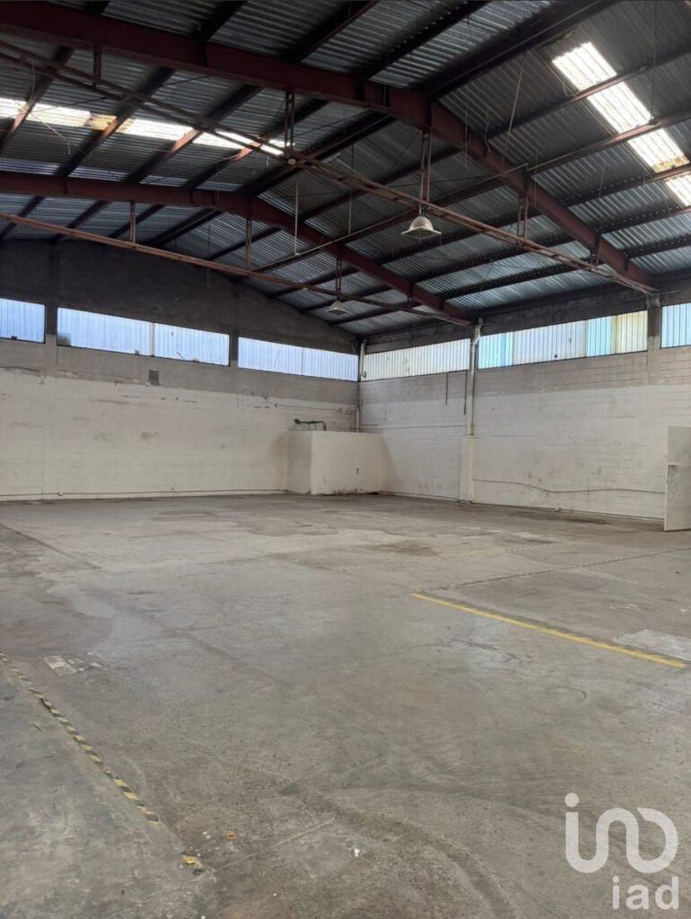 Bodegas desde mil m2, en renta en tlanepantla.
