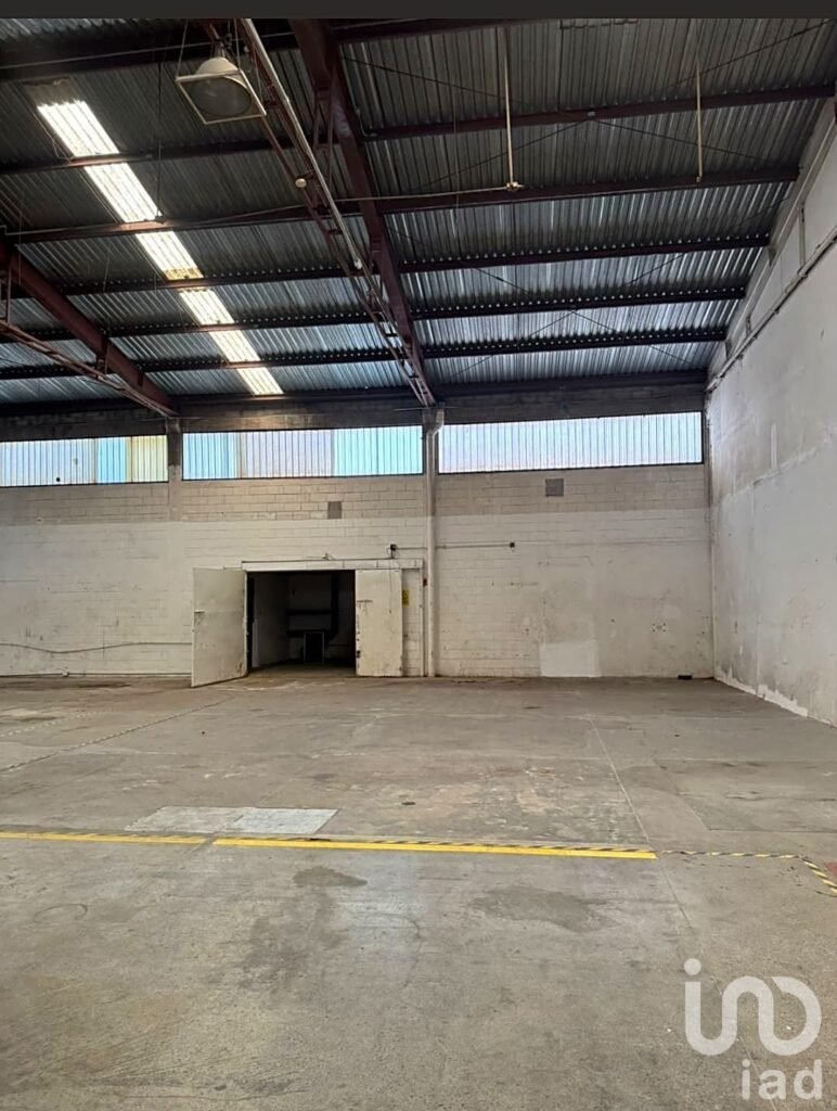 Bodegas desde mil m2, en renta en tlanepantla.