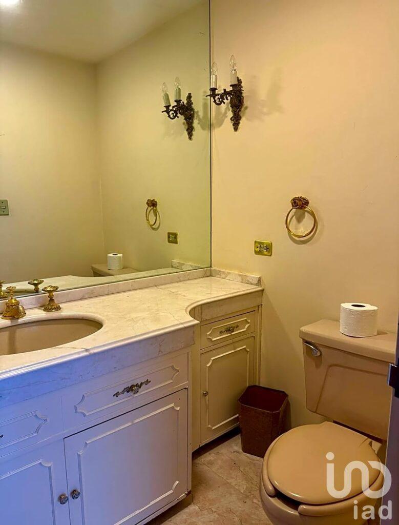 AMPLIO DEPARTAMENTO EN VENTA, EN POLANCO, SECC, I, CDMX.