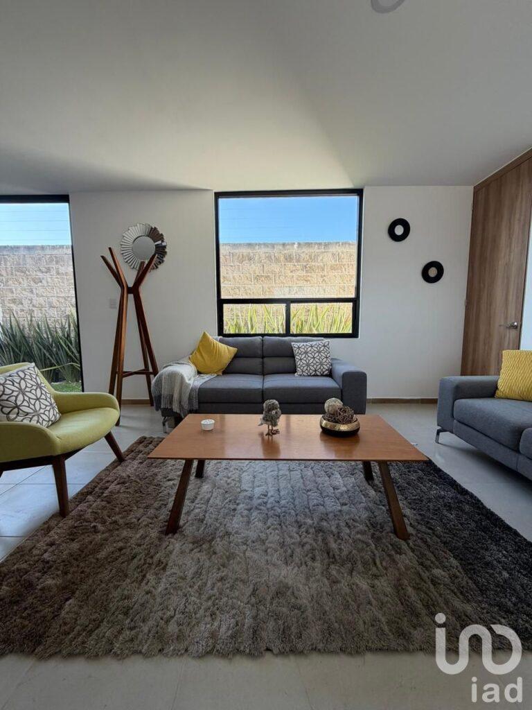 Casa En Venta En Tlaxcalancingo, Cerca a UVM